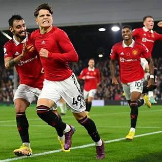صورة فولهام يقصي مانشستر يونايتد من كأس الاتحاد الإنجليزي بركلات الترجيح